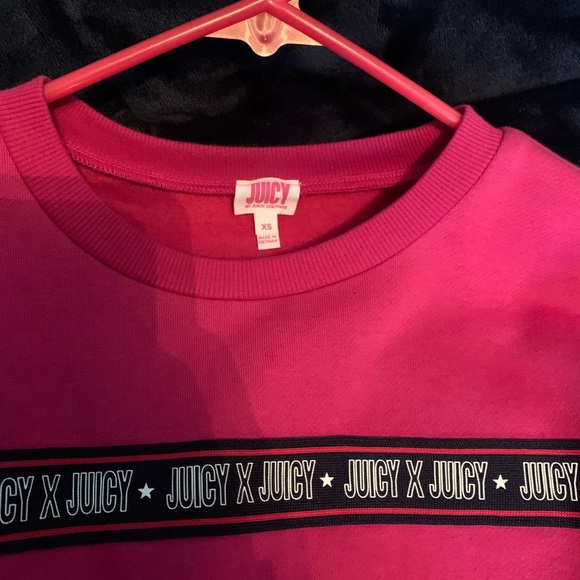 Juicy Couture Crop Sweater - Picture 3 of 3